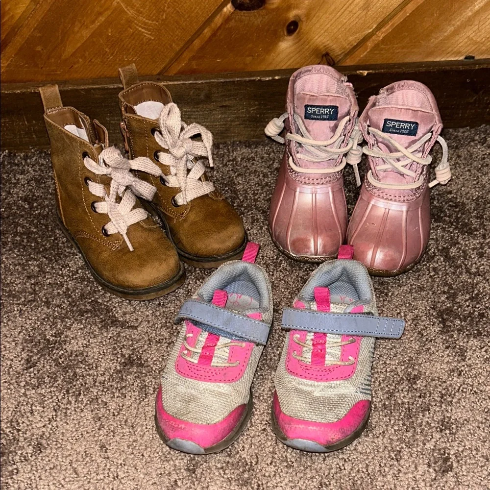 Toddler girls size 7 cat & jack, sperry and stride rite boots/sneakers bundle!